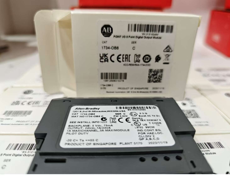 Allen Bradley 1734-OB8